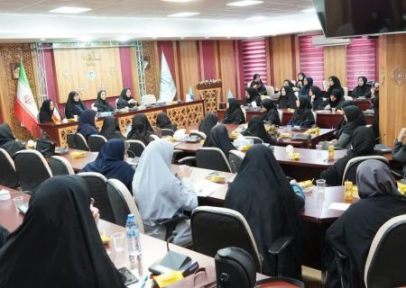 نشست توانمندسازی زنان، بازسازی اجتماعی در فضای پساجنگ در دانشگاه تبریز