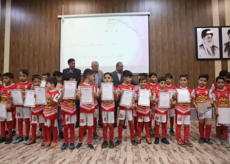 سهند در مسیر افتخار و هویت‌سازی ورزشی/ تجلیل از مقام‌آوران مدرسه فوتبال پیام سهند