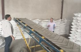 هشت هزار تن کود پاییزی بین کشاورزان هشترودی توزیع شد