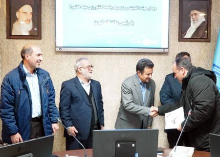 تجلیل از وحید کاظم زاده اندیشه‌ورز فعال و نمونه بخش کشاورزی در دانشگاه تبریز