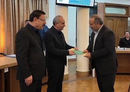 تقدیر استاندار آذربایجان شرقی از مدیرعامل آب و فاضلاب استان در پی کسب رتبه دوم کشوری شاخص‌های عمرانی