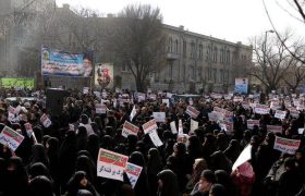 مردم تبریز هشتم دی آخرین میخ را بر تابوت فتنه کوبیدند