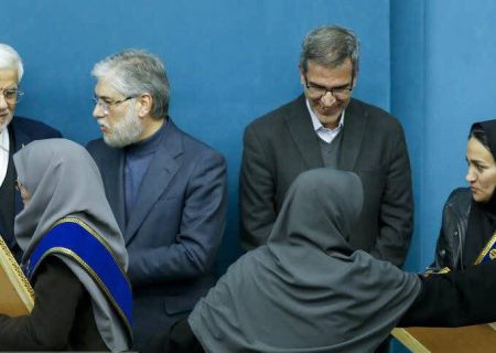 تجلیل از استاد دانشگاه تبریز به‌عنوان سرآمد آموزشی کشور