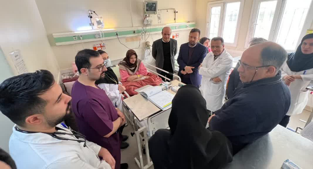 عیادت مدیرکل حفاظت محیط زیست آذربایجان شرقی از بیماران ریوی بیمارستان امام رضا تبریز