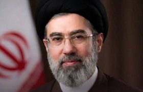 آیت الله سید مجتبی حسینی خامنه‌ای سومین رهبر جمهوری اسلامی ایران شد