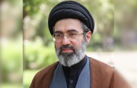 تنگه هرمز باید همچنان بسته بماند/ تاکید بر نقش و حضور مردم