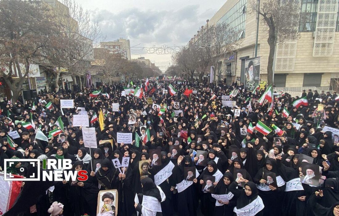 راهپیمایی باشکوه بانوان زینبی در تبریز