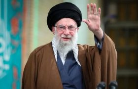 رهبری که ساده زیست و عاشقانه پرواز کرد