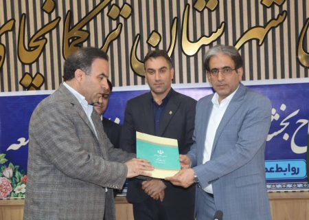 استقلال مناطق در تقسیمات کشوری ابزاری برای توسعه متوازن و تمرکززدایی است