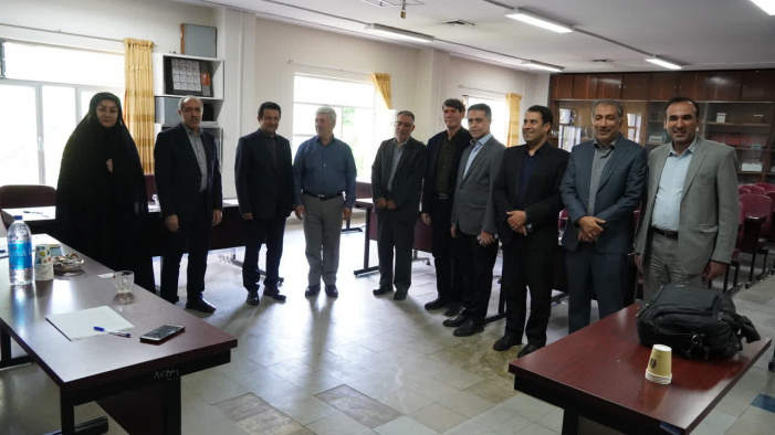 بازدید رئیس دانشگاه تبریز از مصاحبه علمی داوطلبان آزمون دکتری