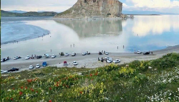 “نه” به توقف احیای دریاچه اورمیه!