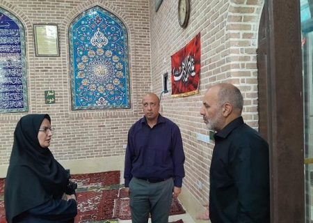 حضور شهردار منطقه ۸ در مسجد چیت سازان و رسیدگی به مسائل و مشکلات این مسجد تاریخی