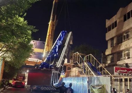 نصب پله برقی های ضلع جنوبی عابرگذر گرجیلر