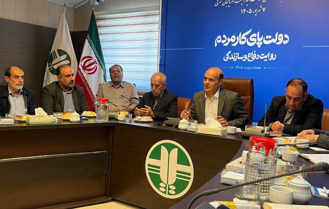 حجم آب دریاچه ارومیه به ۳ میلیارد مترمکعب رسید/ رویکرد جدید محیط زیست پیشگیری به جای بحران است