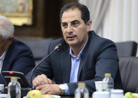 صنعت استان در جنگ نیز چراغ تولید را روشن نگه داشت